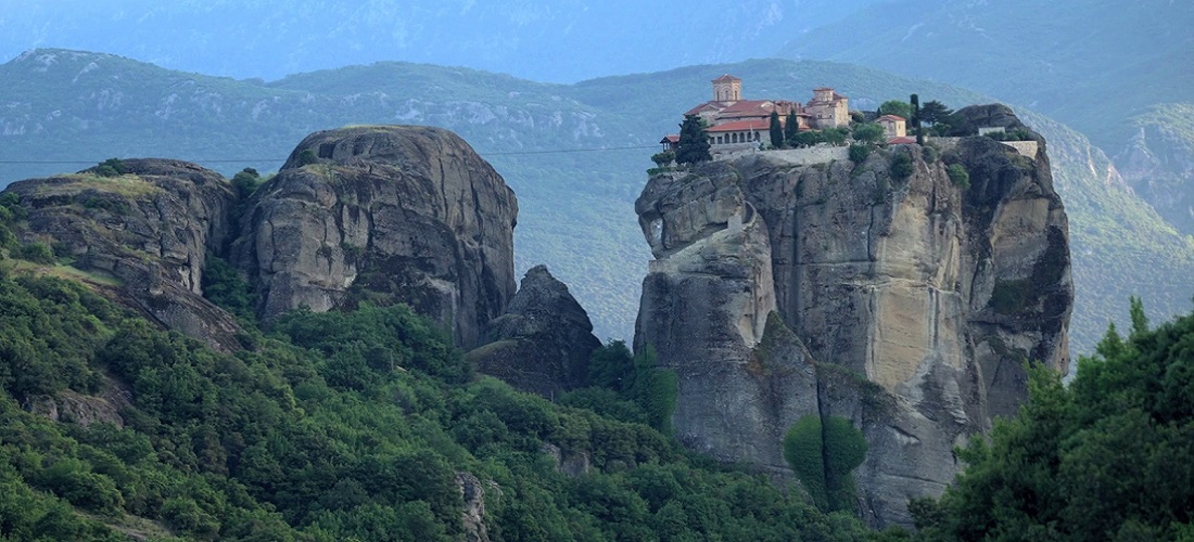 METEORA GREECE A TRIP TO THE GREEK MONASTERIES