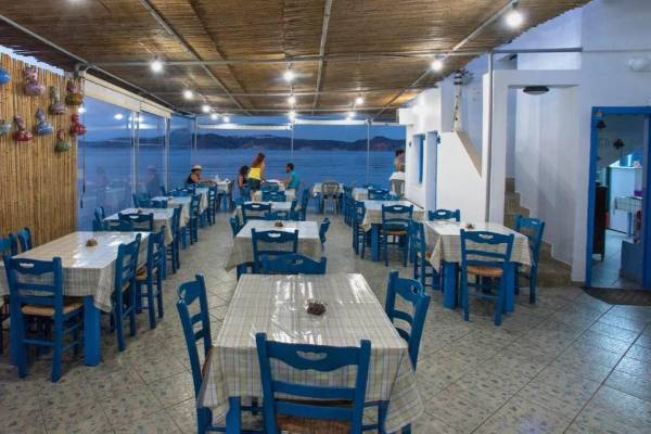 Embourios