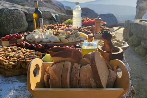 Tinos Farm to Table